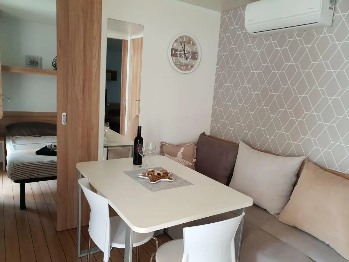 Mobile Home Starfish I Camp Biograd Biograd Na Moru 4*,